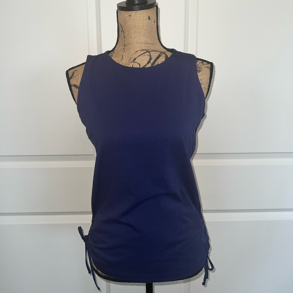 Sleeveless top